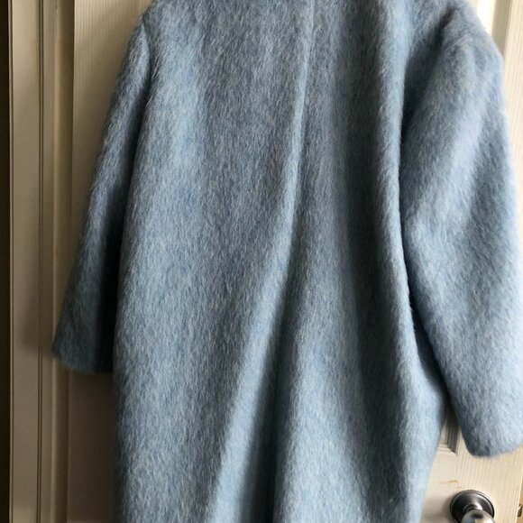 Light Blue Wool and Alpaca blend coat Woman's Size Large - Picture 2 of 5